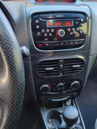 Fiat Palio Adventure 1.8 Locker Flex 5p