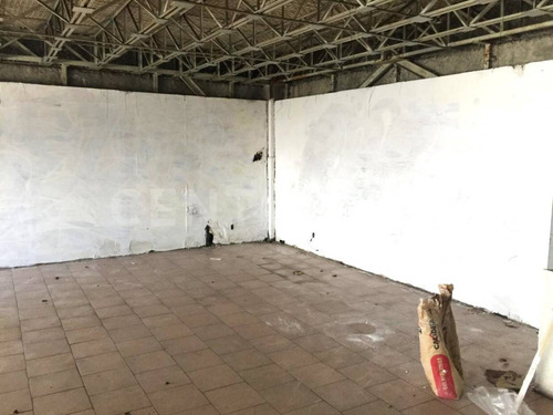 Bodega Con Oficinas En Renta, En La Central De Abastos De La Cdmx