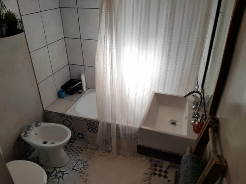Casa 4 Ambientes En Venta Barrio San Alfonso, Pilar Del Este