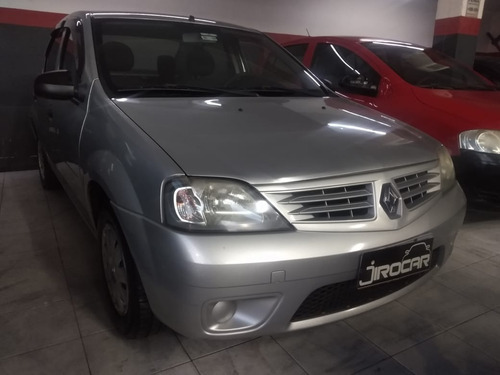 Imagem 1 de 9 de Renault Logan 2010 Basico