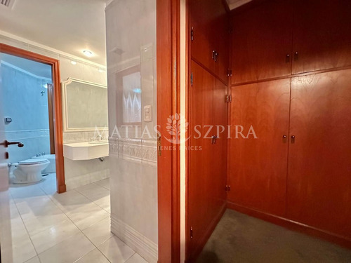 Edificio En Venta Y Alquiler En Moron Sur