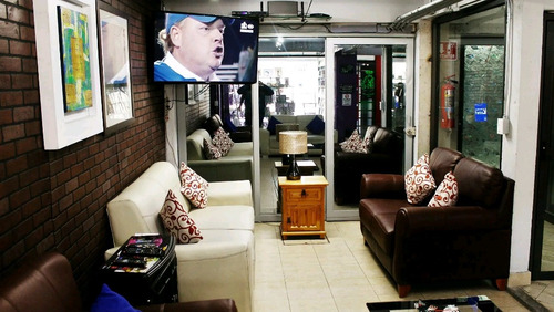 Hostel Centrico En Recuperación Bancaria!