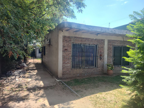 Casa En Venta En Cañuelas