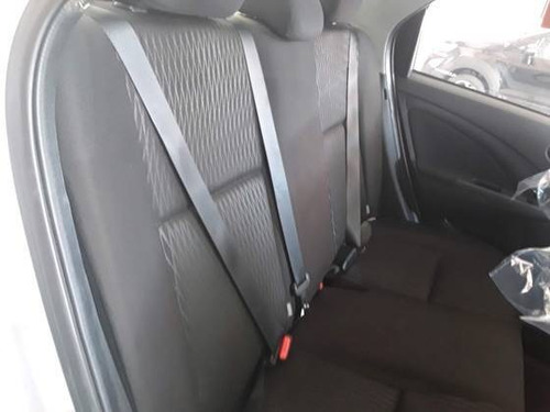 Imagem 10 de 10 de Toyota Etios 1.5 X Plus Sedan 16v Flex 4p Automático