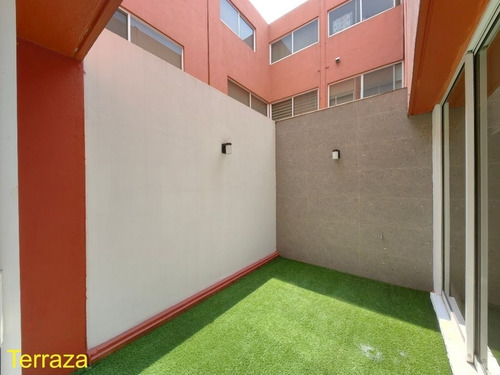 Casa En Condominio En Col. Del Valle / 282m2