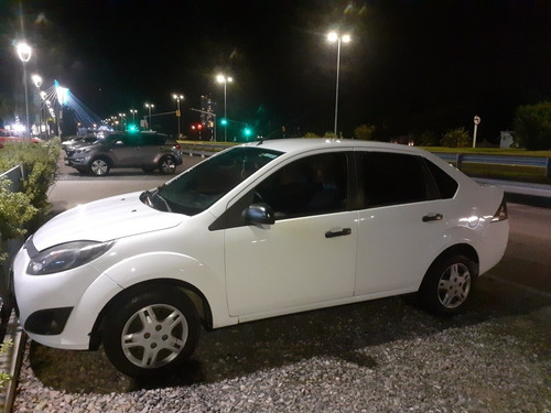 Ford Fiesta 1.6 Max One Ambiente Plus 98cv 2014