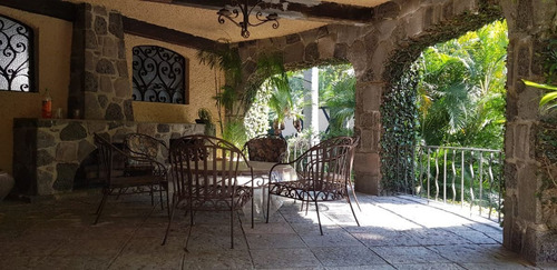 Linda Casa Sola En Col. Rancho Cortes, Morelos