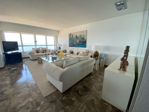 Penthouse En Primera Linea De La Mansa. Financiacion, Consulte!!!!!!!- Ref: 2429
