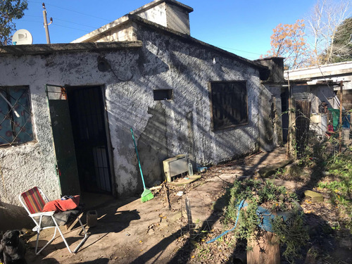 Vendo Prescripción 2 Casas En Una Y Cimientos Para Un Dpto
