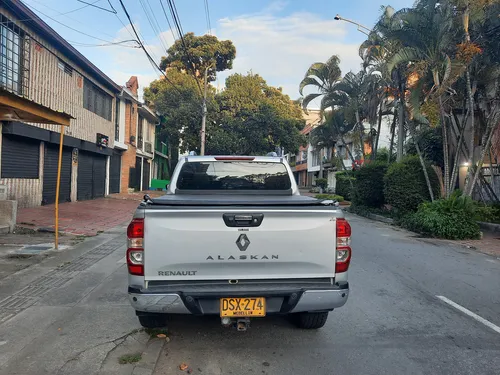 Renault Alaskan 2.5 Intens