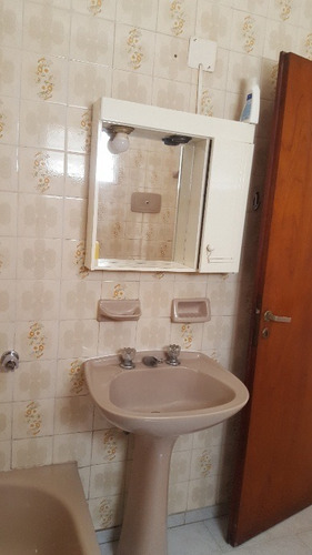 Imagen 9 de 14 de Departamento En Venta En Lomas De Zamora Oeste
