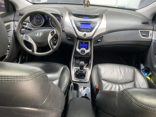 Imagen 14 de 25 de Hyundai I35 Elantra Gls 2012