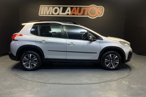 Peugeot 2008 1.6 Feline Tip