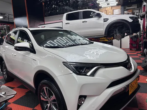 Rav4,automática,sonruff,mantenimiento Distoyota,único Dueño