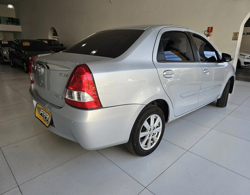 Toyota Etios 1.5 XLS SEDAN 16V FLEX 4P AUTOMÁTICO
