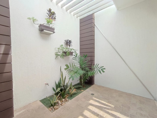 Imagen 25 de 27 de Cv-904 Zona Norte Townhouse En Villa Punta Norte Sector Lago Mar Beach