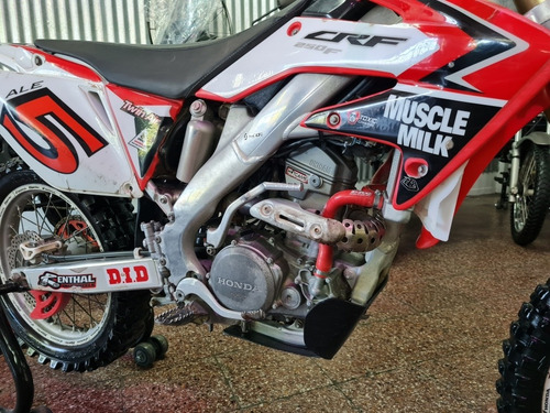 Imagen 2 de 10 de Honda Crf 250 R - 2009 - Impecable - Financiacion