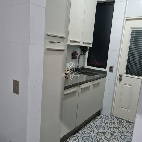 Casa Estilo Ingles En Venta De 7 Dorm. Las Brisas En Colina