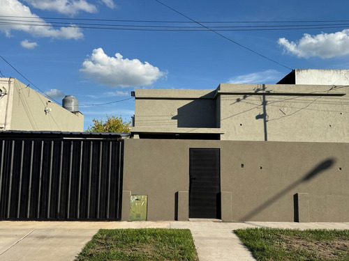 Casa En Venta En El Barrio El Quinto
