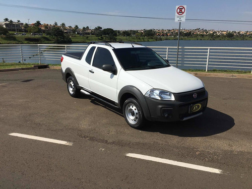 Imagem 2 de 8 de Fiat Strada 2014 1.4 Working Ce Flex 2p