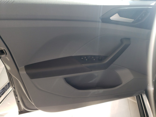Imagen 6 de 15 de Volkswagen T-cross 170tsi Trendline Mt 7