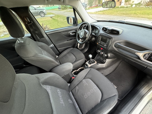 Jeep Renegade 1.8 Sport Plus