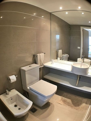 Imagen 11 de 16 de Apartamento En Venta De 3 Dormitorios En Playa Mansa (ref: Lij-5596)