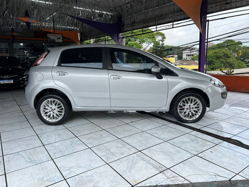 Fiat Punto 1.6 16v Essence Flex Dualogic 5p