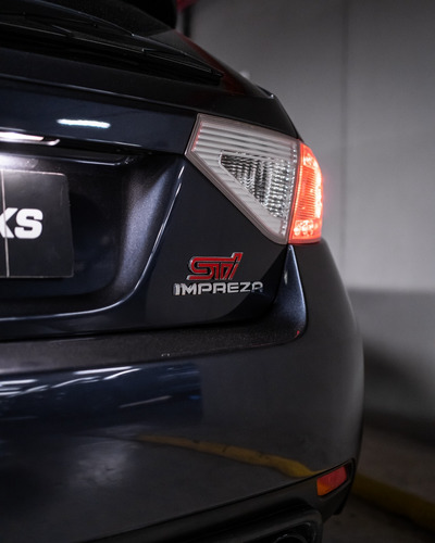 Subaru Impreza 2.5 Sedan Sti-300 Mt