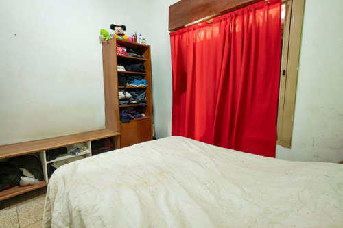 Venta De Casa Multifamiliar En Ituzaingó