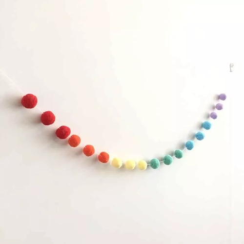 Imagen 8 de 9 de Guirnalda Bolas Pompones De Fieltro Bolitas Decorativas