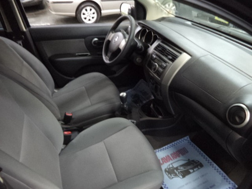 Imagem 5 de 11 de Nissan Livina Sl1.6 16v Flex 5p Completo Abs 2010 Dourado