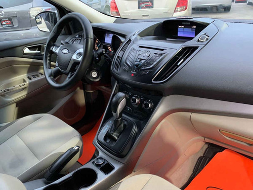Imagen 9 de 10 de Ford Escape 2014 5p Se Advance L4/2.5 Aut