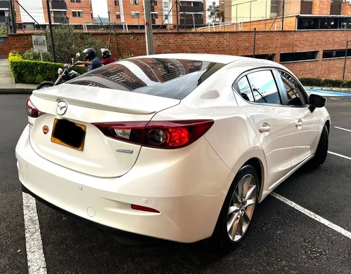 Mazda 3 2.0 Touring