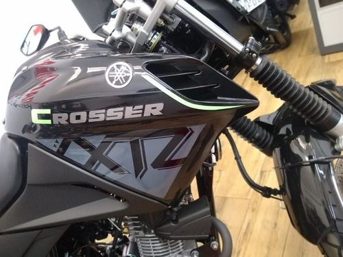 Imagem 16 de 17 de Yamaha Xtz Crosser S 150 Abs 22/23 + Emplac. E Capacete