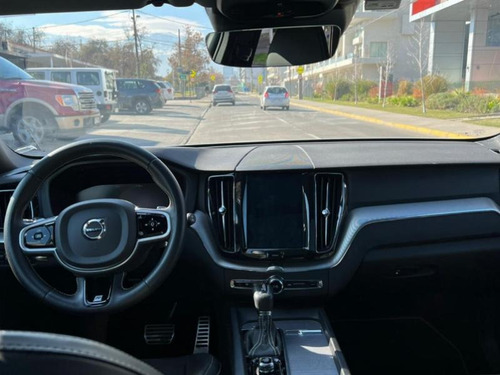 Imagen 14 de 15 de Volvo Xc 60 Xc60 Ii T6 4x4 2.0 Aut R-desing 2019