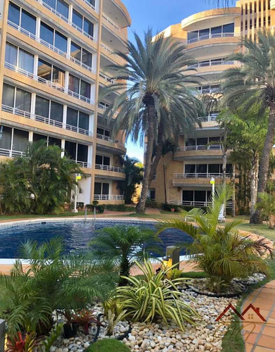 Imagen 2 de 14 de Venta Apartamento De 2 Hab / 2 Baños. Excelente Condominio