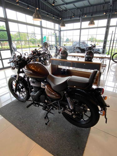 Imagen 12 de 15 de Royal Enfield Meteor 350 Supernova Brown