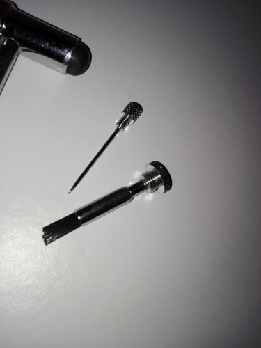 Martillo De Reflejos Modelo: Tres Servicios (tipo Buck)