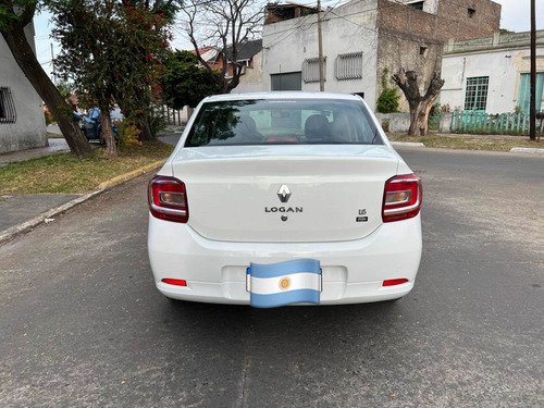 Imagen 5 de 17 de Renault Logan 2018 1.6 Expression 85cv