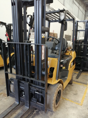 Imagen 3 de 13 de Montacargas Caterpillar, 3,500 Libras, Gas Lp.