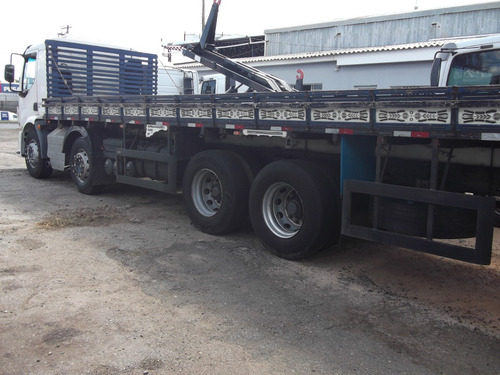 Volvo /vm 330 8x2 R Automatico