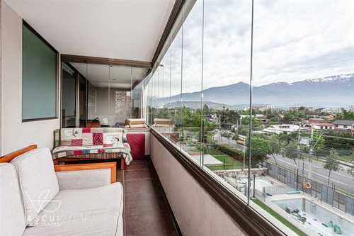 Amplio Departamento En Venta De 3 Dorm. En Las Condes