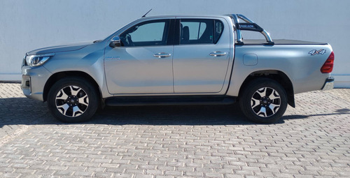 Imagen 10 de 13 de Toyota 2019 Hilux L/16 2.8 Dc 4x4 Tdi Srx