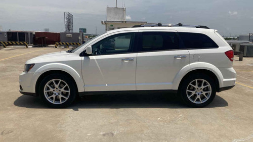 Imagen 2 de 15 de Dodge Journey 2016 5p Rt V6/3.6 Aut