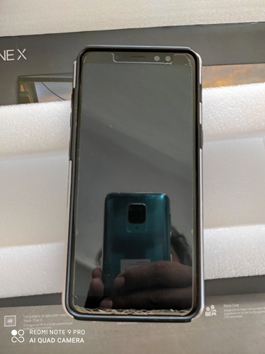 Celular Samsung Galaxy A8+ (Usado)