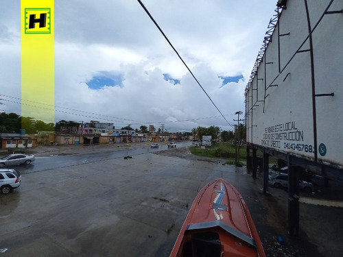 Imagen 2 de 4 de Local Comercial Ideal Para Casino En Tucacas Falcón