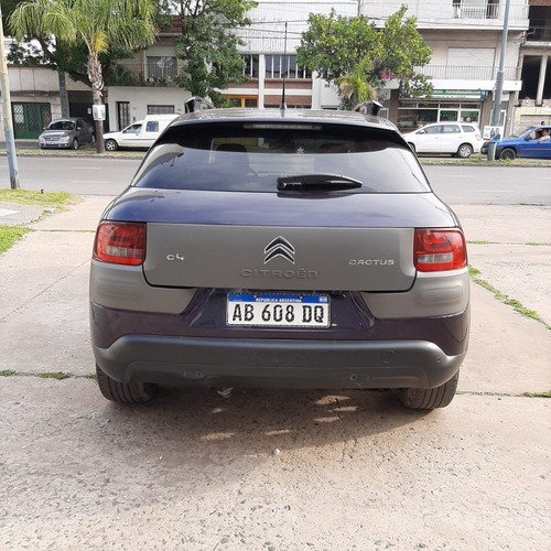 Imagen 13 de 15 de Citroën C4 Cactus Puretech 110 At6 Shine 2017 Baudena