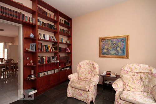 Casa À Venda - Pacaembu, 3 Quartos, 250 - S893129002