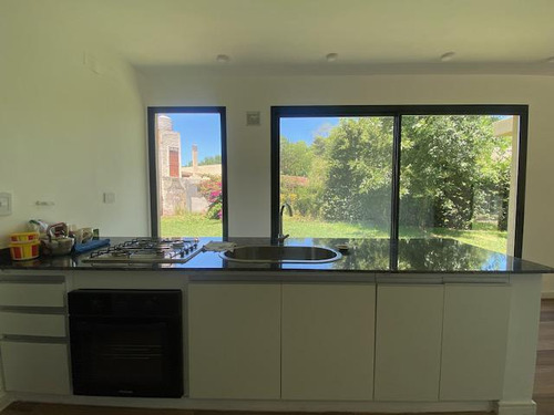 Casa En Venta 3 Ambientes En De Vicenzo Chico, Pilar, Gba Norte